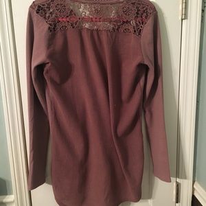 Gimmicks Top Size Medium